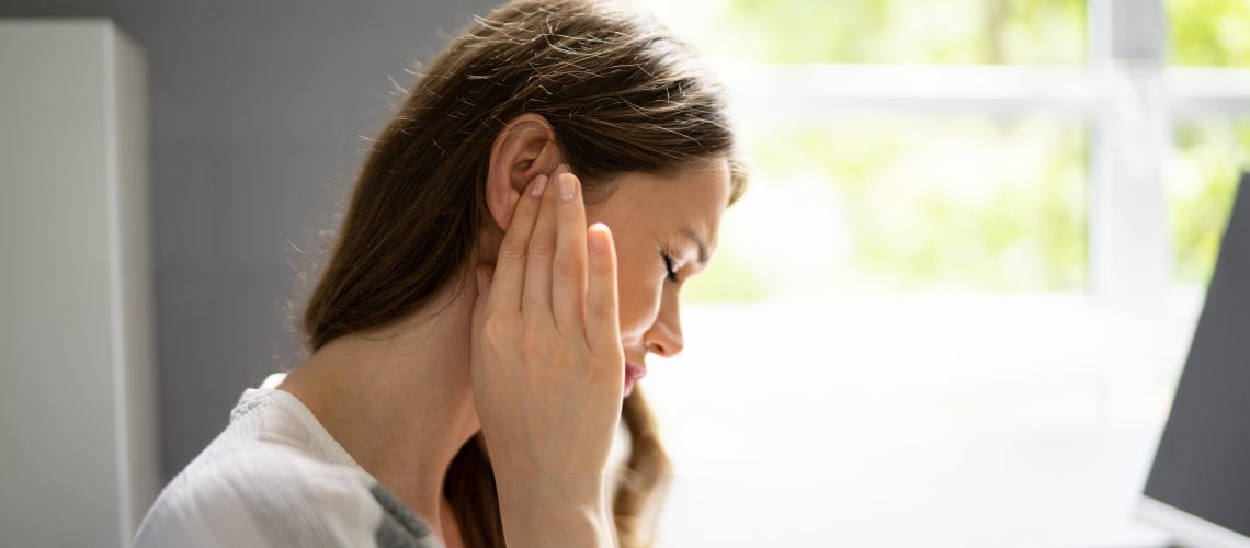 Hearing,Aid,And,Painful,Ear,Ache.,Hearing,Issue